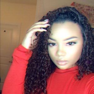 Meet your Posher, Janae